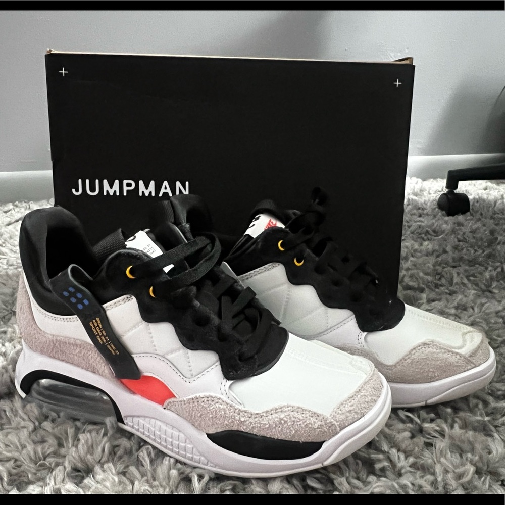 NEW Nike Jordan MA2, Size Mens 7.5